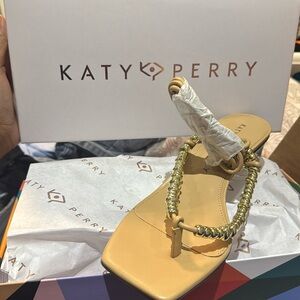Katy Perry heels
